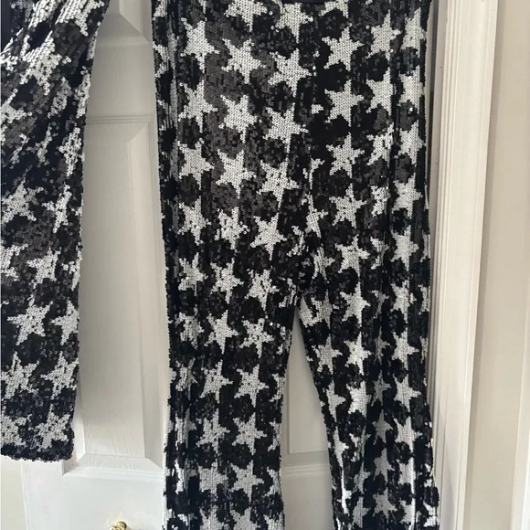 Nasty Gal Black and White Star Sequin Set - Picture 2 of 5